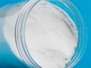 cyanuric acid pool chlorine stabilizer