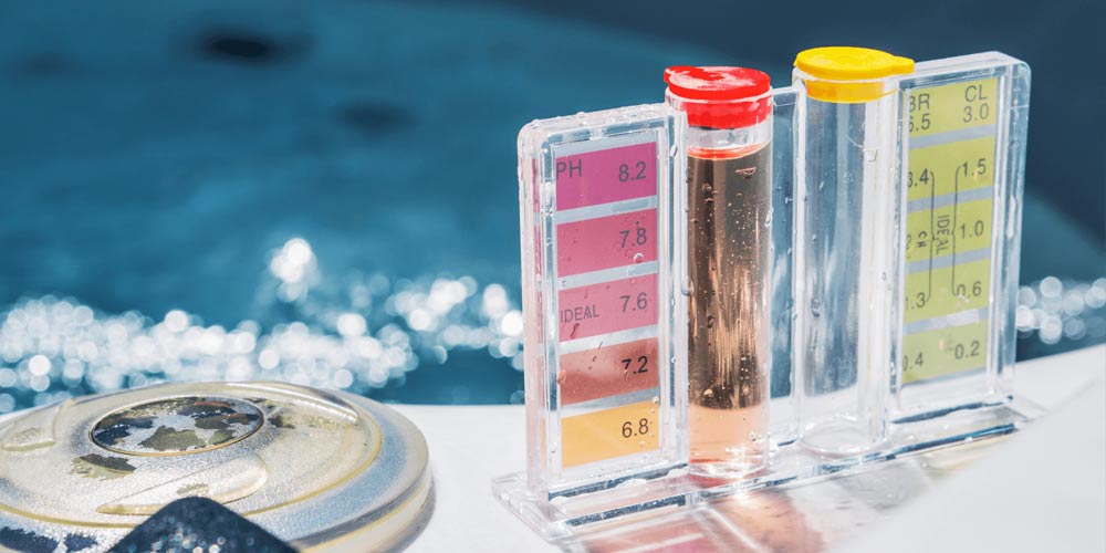 How do you balance free chlorine and total chlorine?