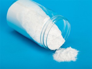 cyanuric acid pool chlorine stabilizer